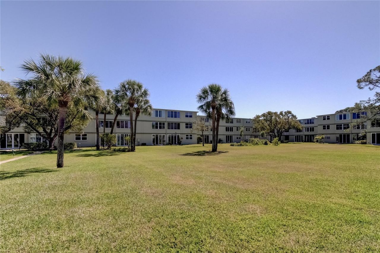 4710 Bay Street Ne, Unit 204, Saint Petersburg, FL 33703 Photo