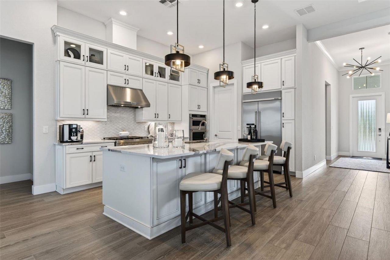 8122 Redonda Loop, Lakewood Ranch, FL 34202 Photo