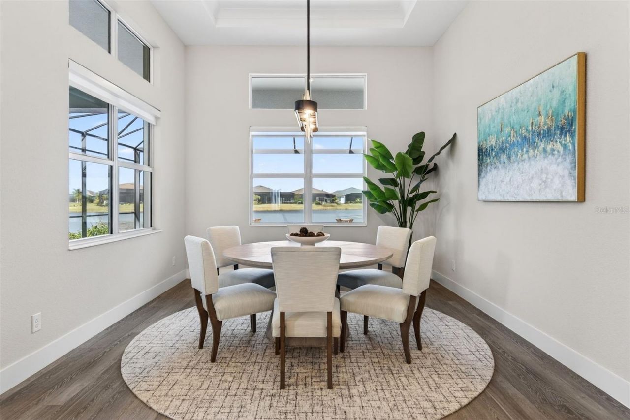 8122 Redonda Loop, Lakewood Ranch, FL 34202 Photo