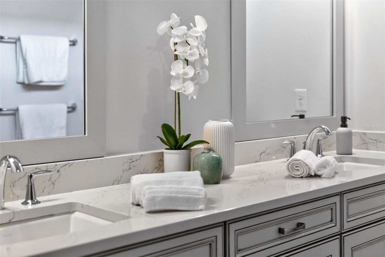 8122 Redonda Loop, Lakewood Ranch, FL 34202 Photo