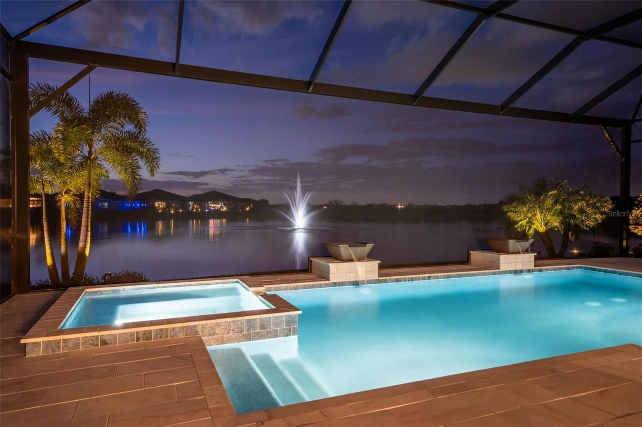 8122 Redonda Loop, Lakewood Ranch, FL 34202 Photo