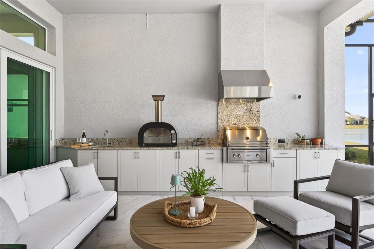 8122 Redonda Loop, Lakewood Ranch, FL 34202 Photo