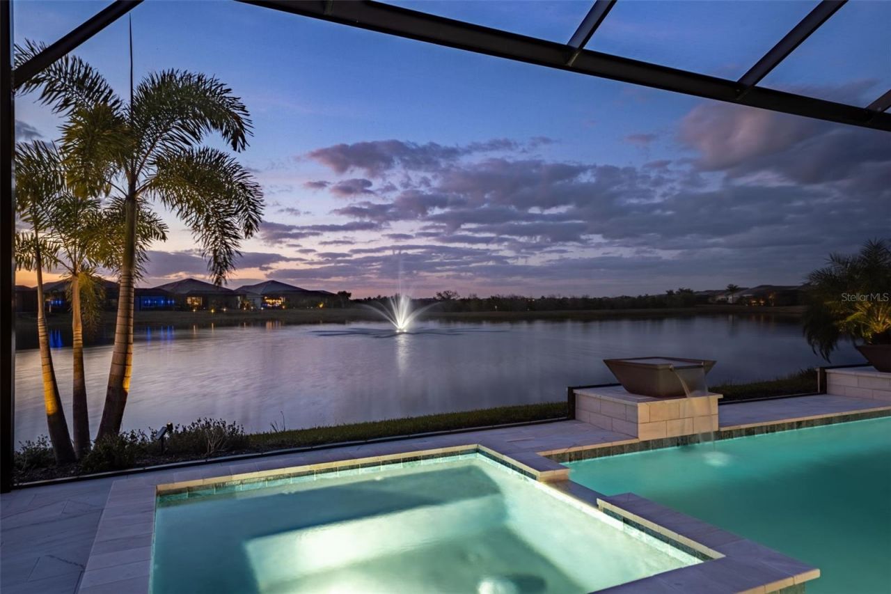 8122 Redonda Loop, Lakewood Ranch, FL 34202 Photo