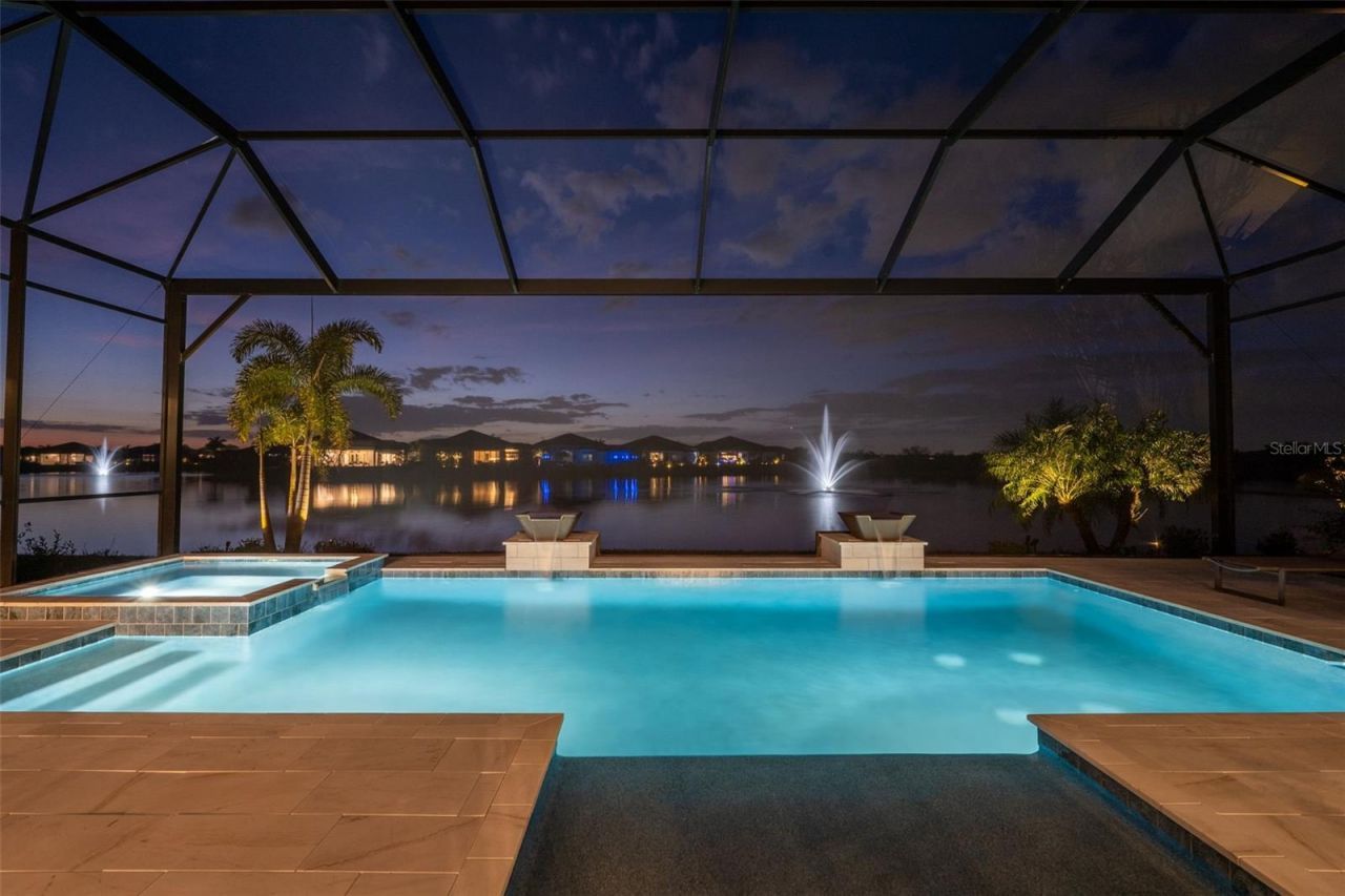 8122 Redonda Loop, Lakewood Ranch, FL 34202 Photo