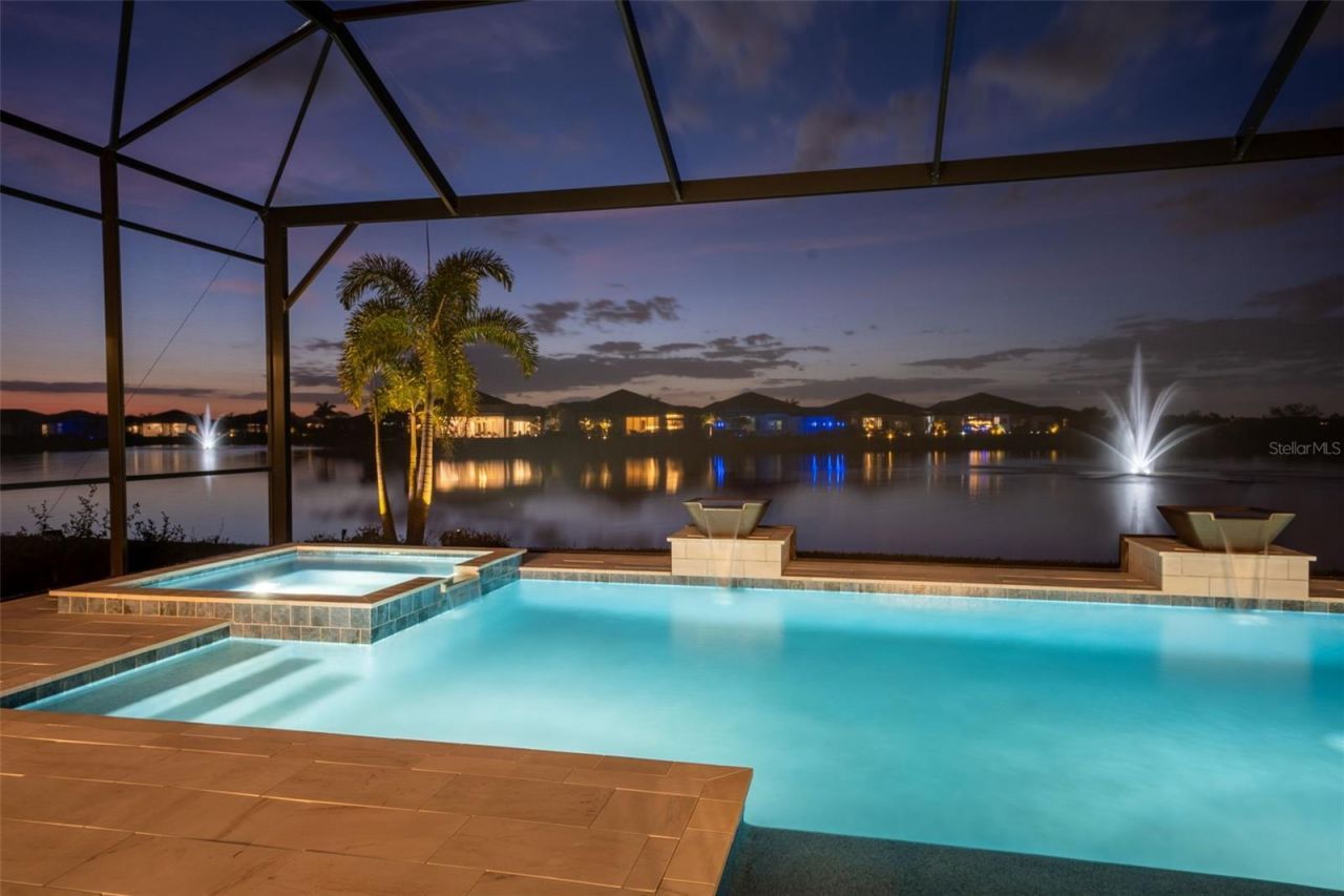 8122 Redonda Loop, Lakewood Ranch, FL 34202 Photo