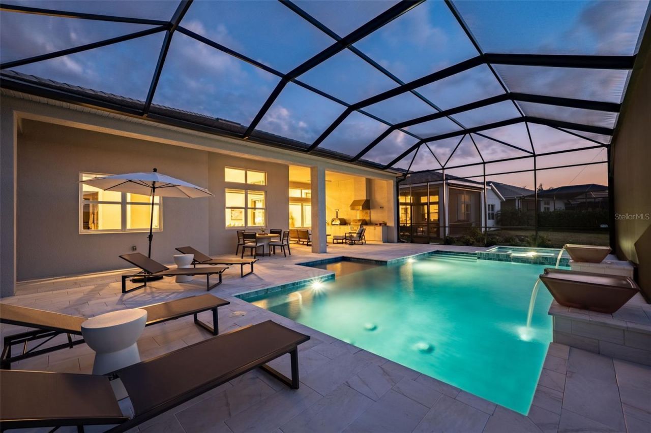 8122 Redonda Loop, Lakewood Ranch, FL 34202 Photo