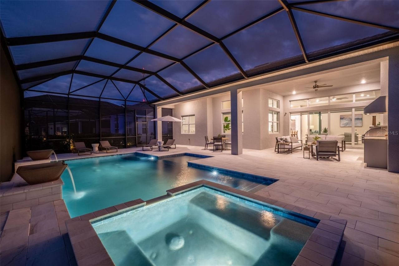 8122 Redonda Loop, Lakewood Ranch, FL 34202 Photo