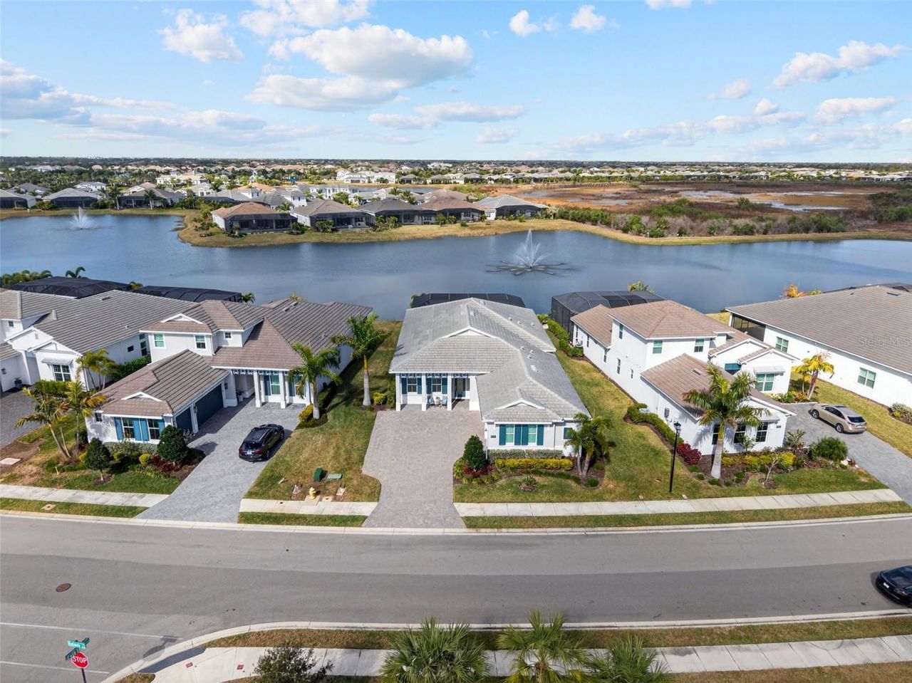 8122 Redonda Loop, Lakewood Ranch, FL 34202 Photo