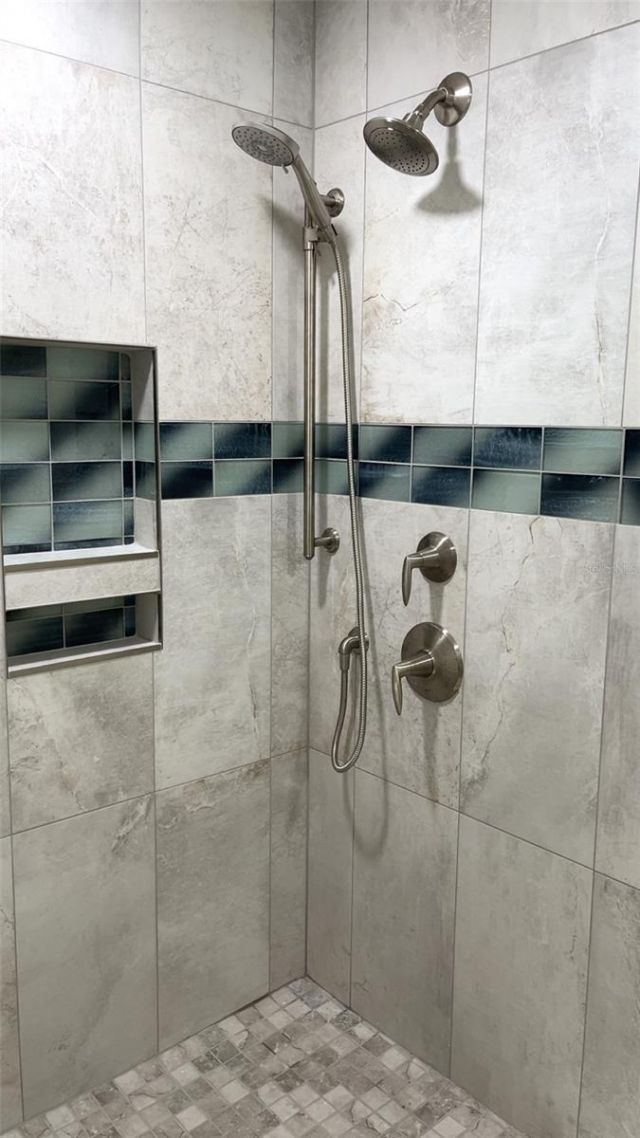 225 83rd Avenue Ne, Saint Petersburg, FL 33702 Photo