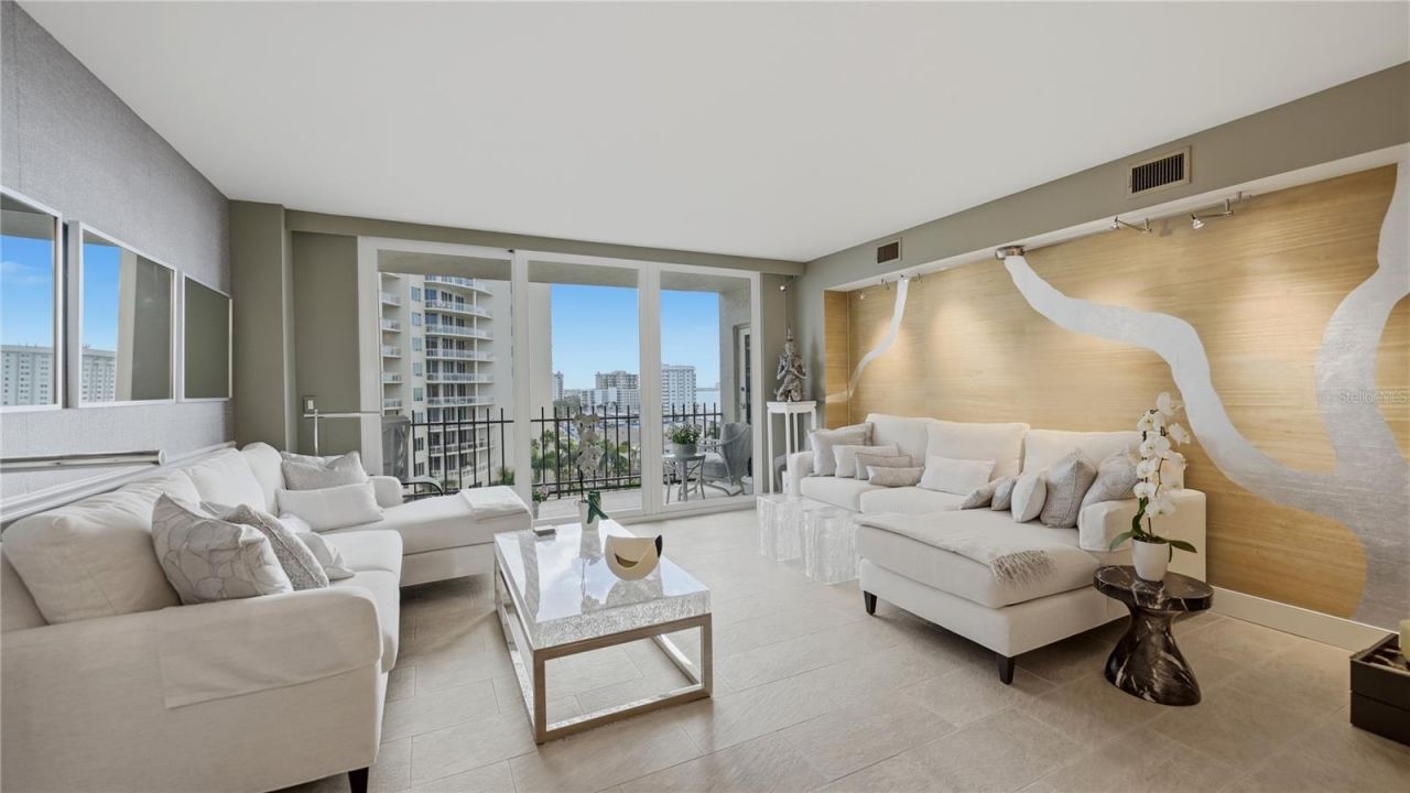 1212 Benjamin Franklin Drive, Unit 907, Sarasota, FL 34236 Photo