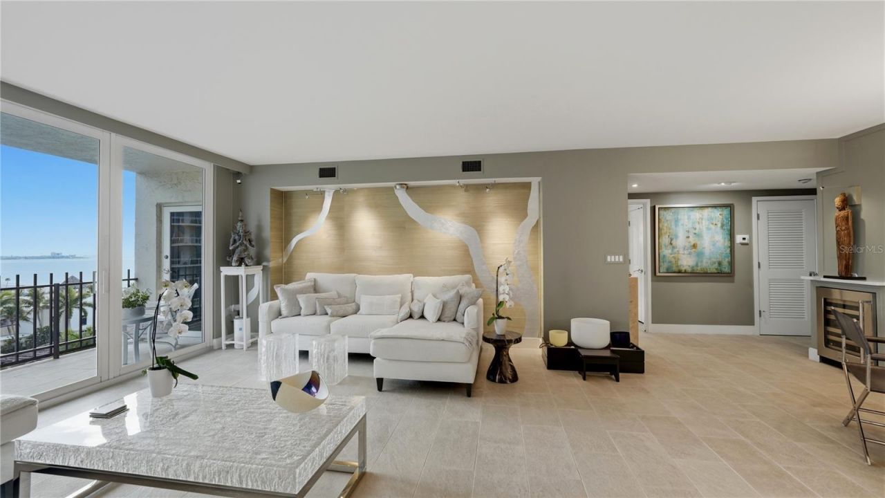 1212 Benjamin Franklin Drive, Unit 907, Sarasota, FL 34236 Photo