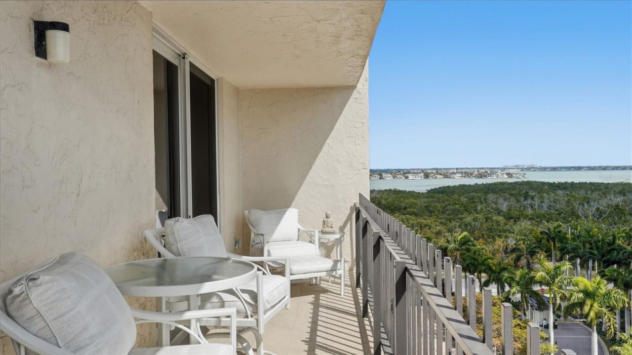 1212 Benjamin Franklin Drive, Unit 907, Sarasota, FL 34236 Photo