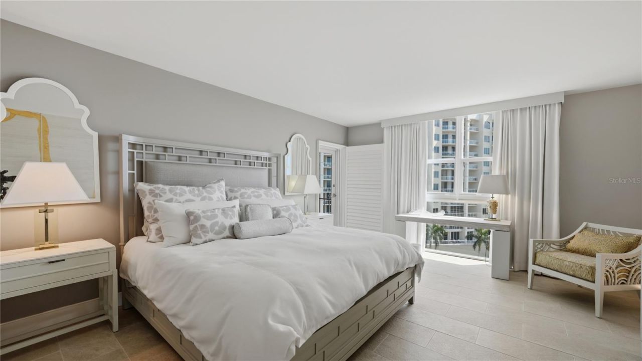 1212 Benjamin Franklin Drive, Unit 907, Sarasota, FL 34236 Photo