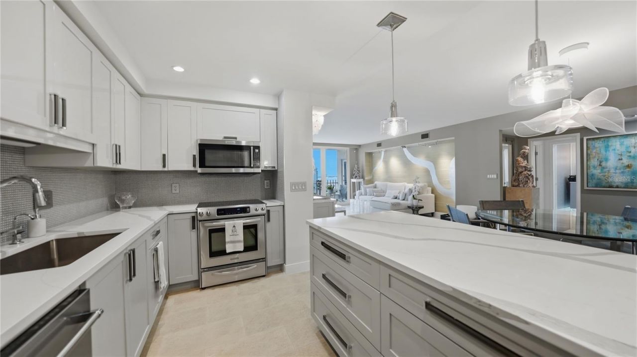 1212 Benjamin Franklin Drive, Unit 907, Sarasota, FL 34236 Photo