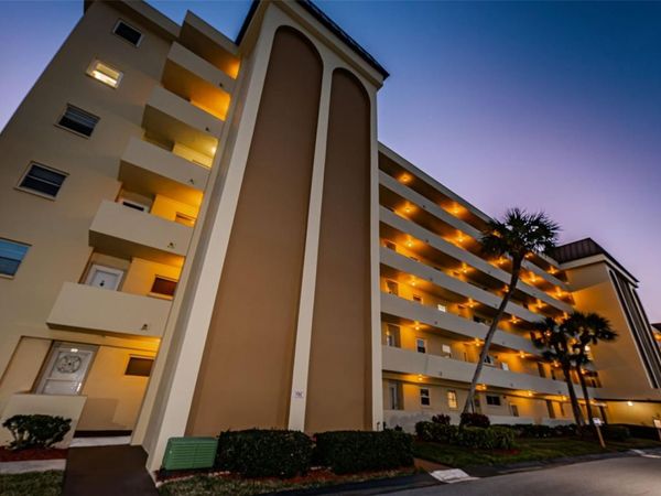 4650 COVE CIRCLE, Unit 406, ST PETERSBURG, FL 33708