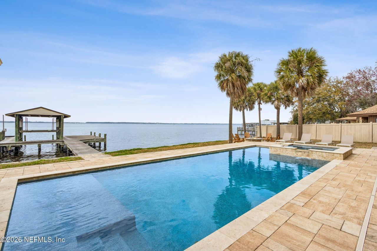 6518 Christopher Point Road W, Jacksonville, FL 32217 Photo