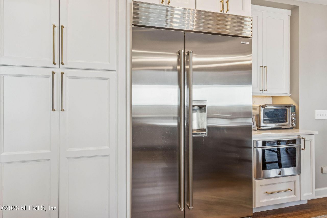 6518 Christopher Point Road W, Jacksonville, FL 32217 Photo