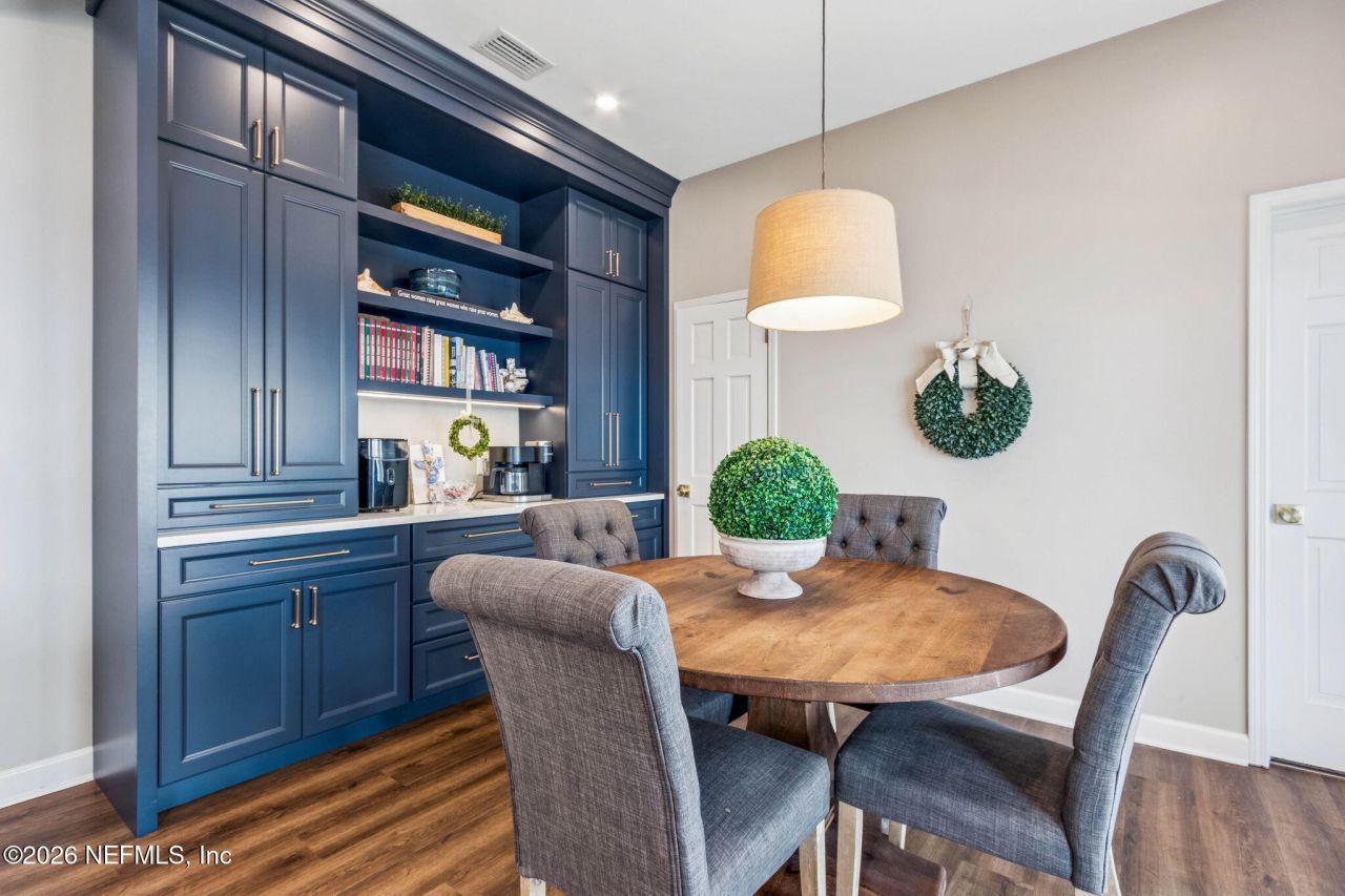 6518 Christopher Point Road W, Jacksonville, FL 32217 Photo