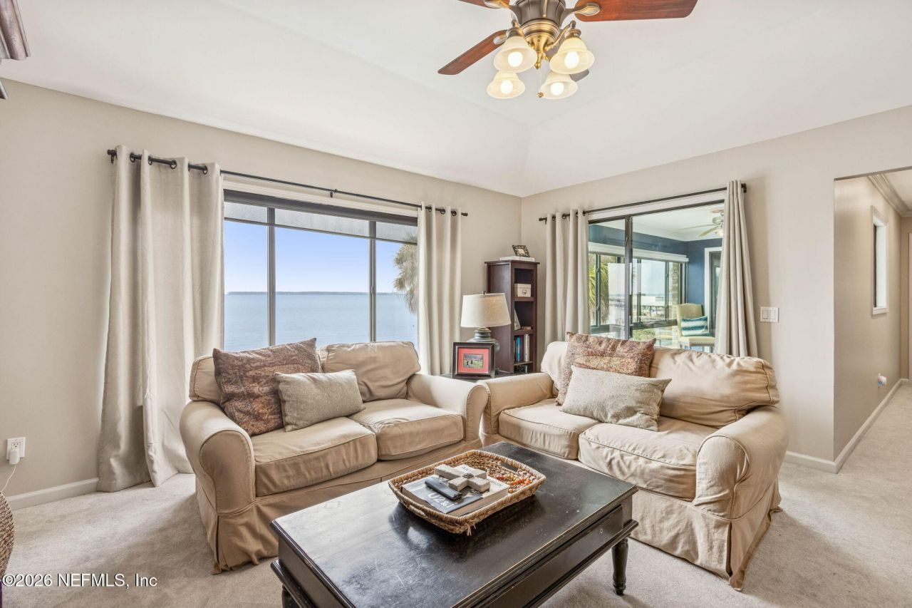 6518 Christopher Point Road W, Jacksonville, FL 32217 Photo