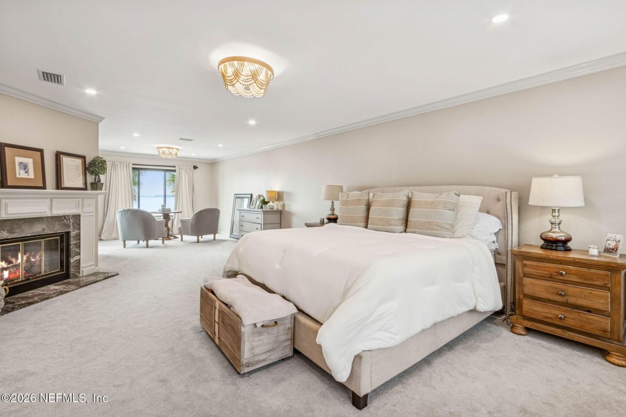 6518 Christopher Point Road W, Jacksonville, FL 32217 Photo