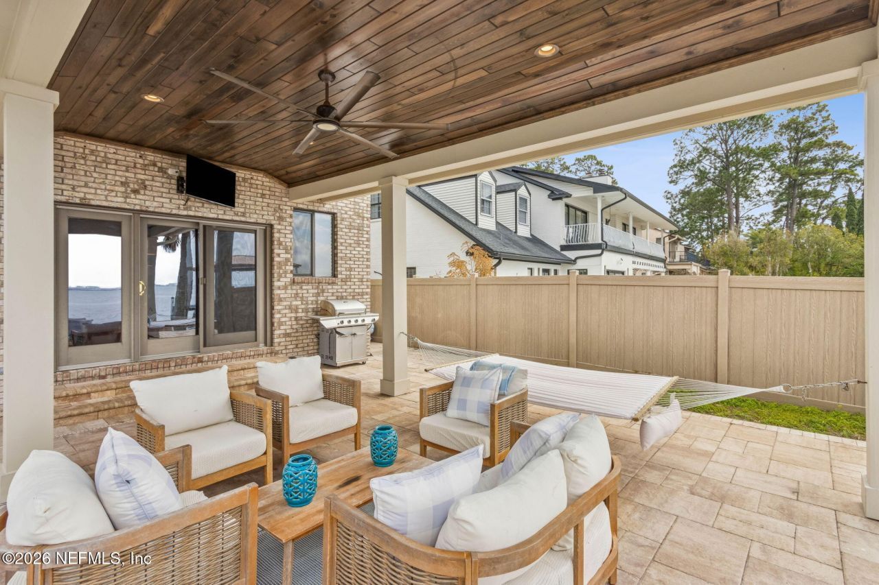 6518 Christopher Point Road W, Jacksonville, FL 32217 Photo