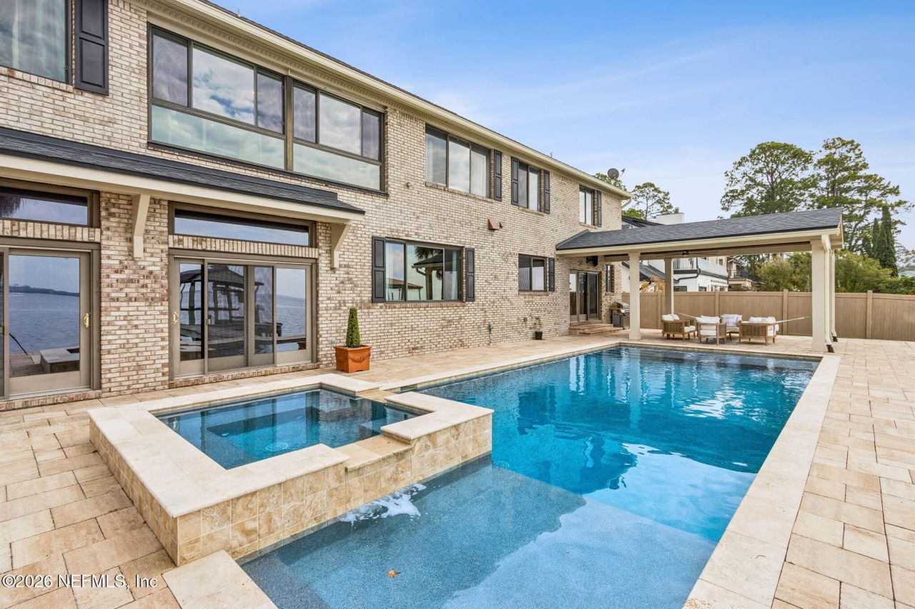 6518 Christopher Point Road W, Jacksonville, FL 32217 Photo