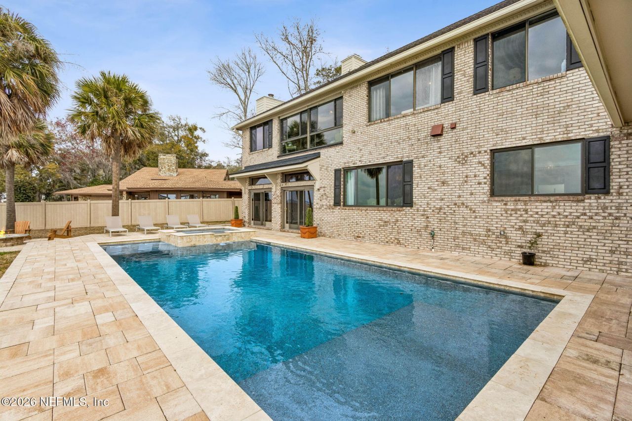 6518 Christopher Point Road W, Jacksonville, FL 32217 Photo