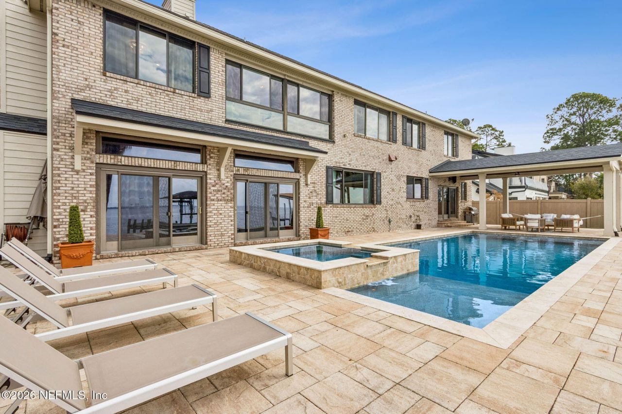 6518 Christopher Point Road W, Jacksonville, FL 32217 Photo