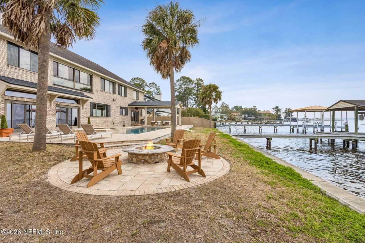 6518 Christopher Point Road W, Jacksonville, FL 32217 Photo