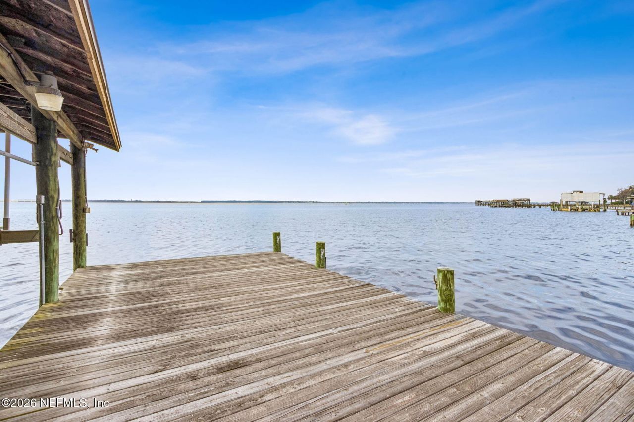 6518 Christopher Point Road W, Jacksonville, FL 32217 Photo