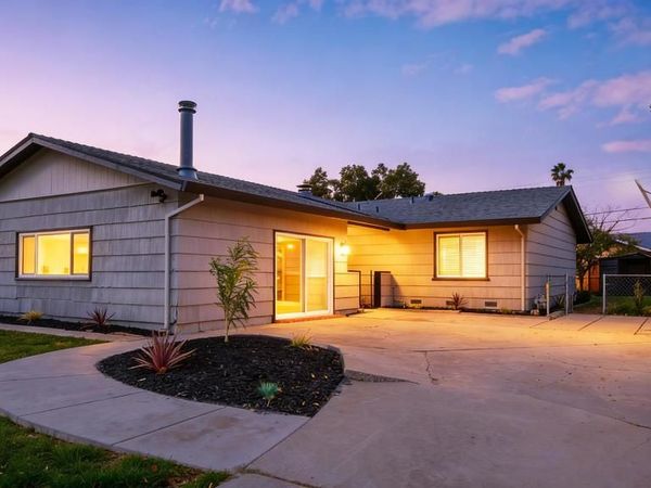 5201 5201 Sky Pkwy, Sacramento, CA 95823