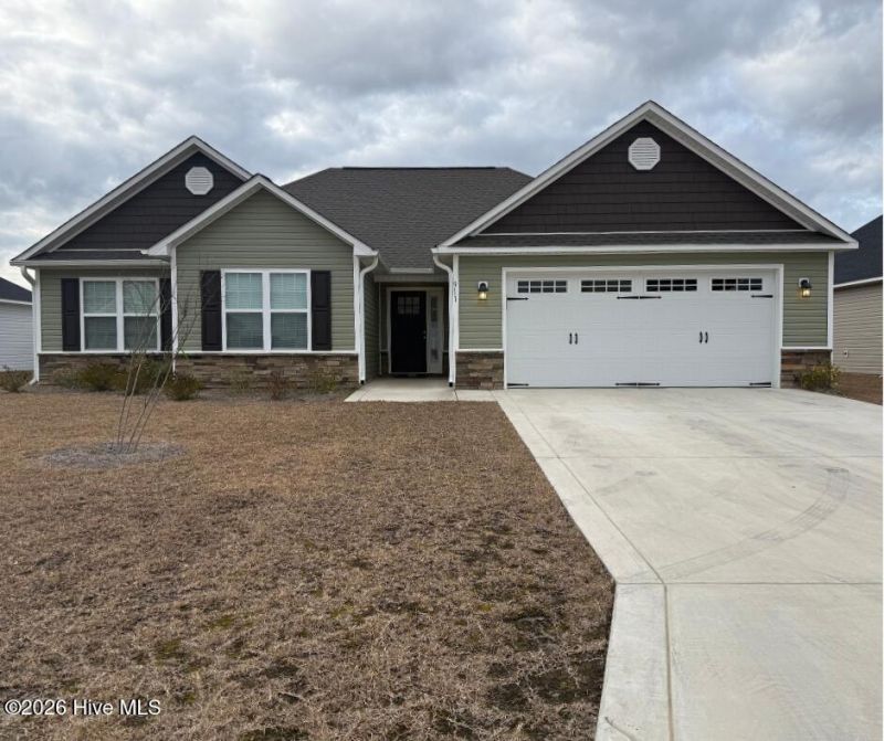 911 Uplands Lane, Jacksonville, NC 28546 Main Photo
