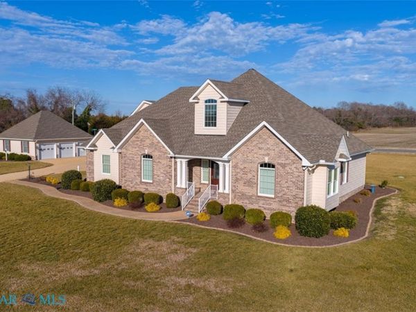 120 N Shore Road , Locust Hill, VA 23092