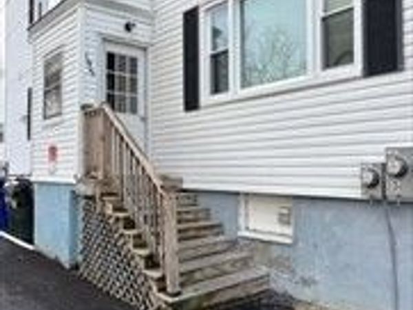 193 Snell, Unit 3 North, Fall River, MA 02721