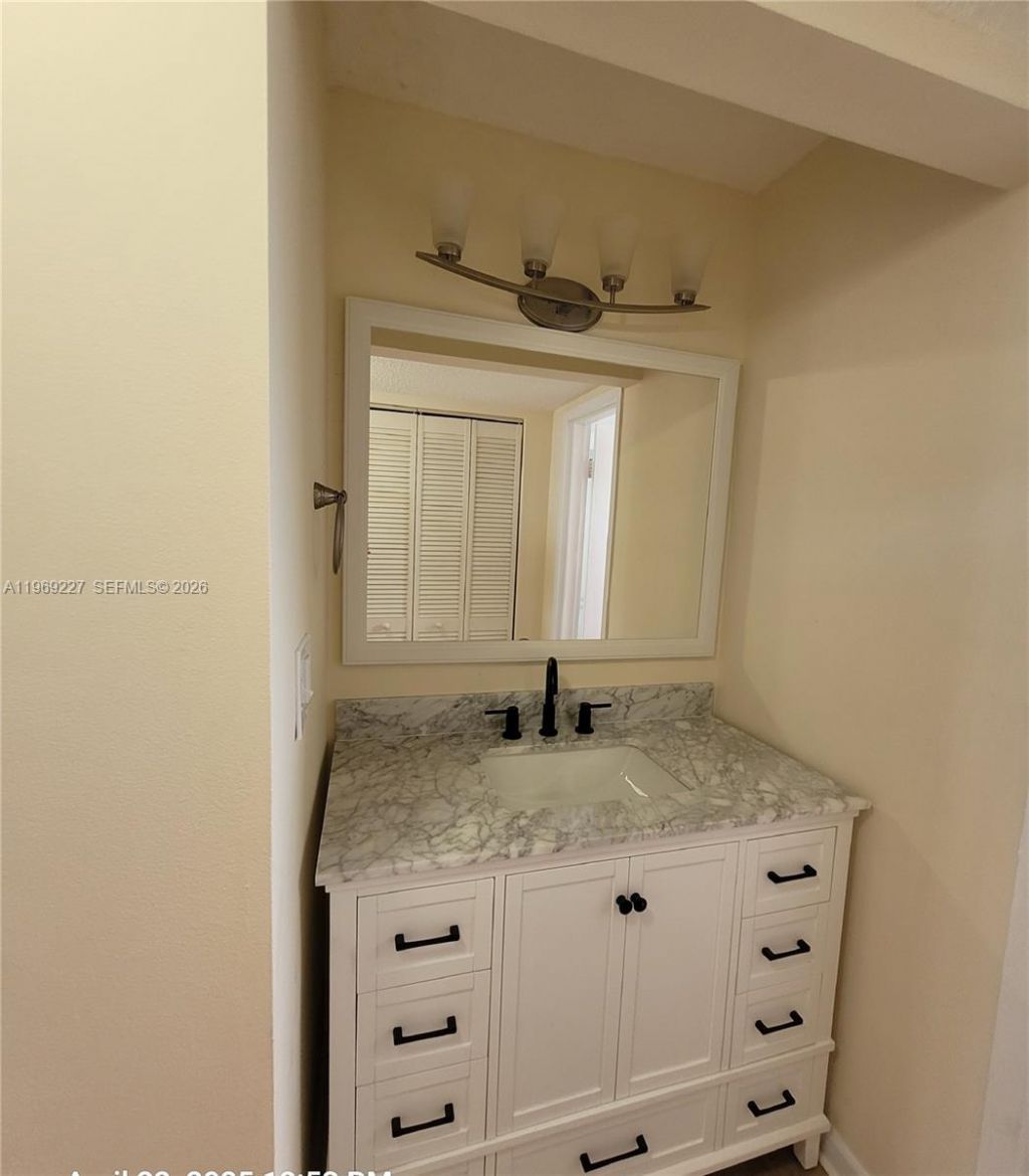 14140 SW 84th St, Unit 301-H, Miami, FL 33183 Photo