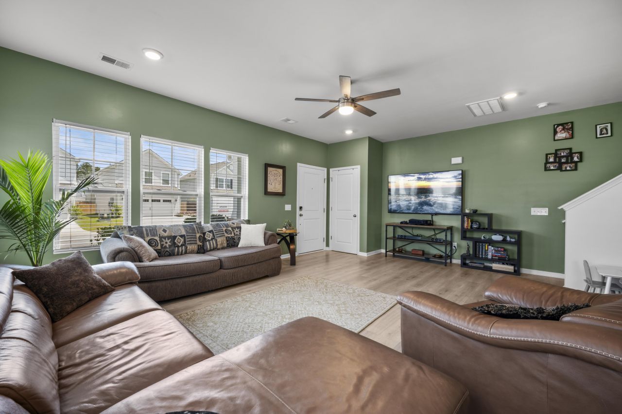 326 Surfbird Road Photo 10