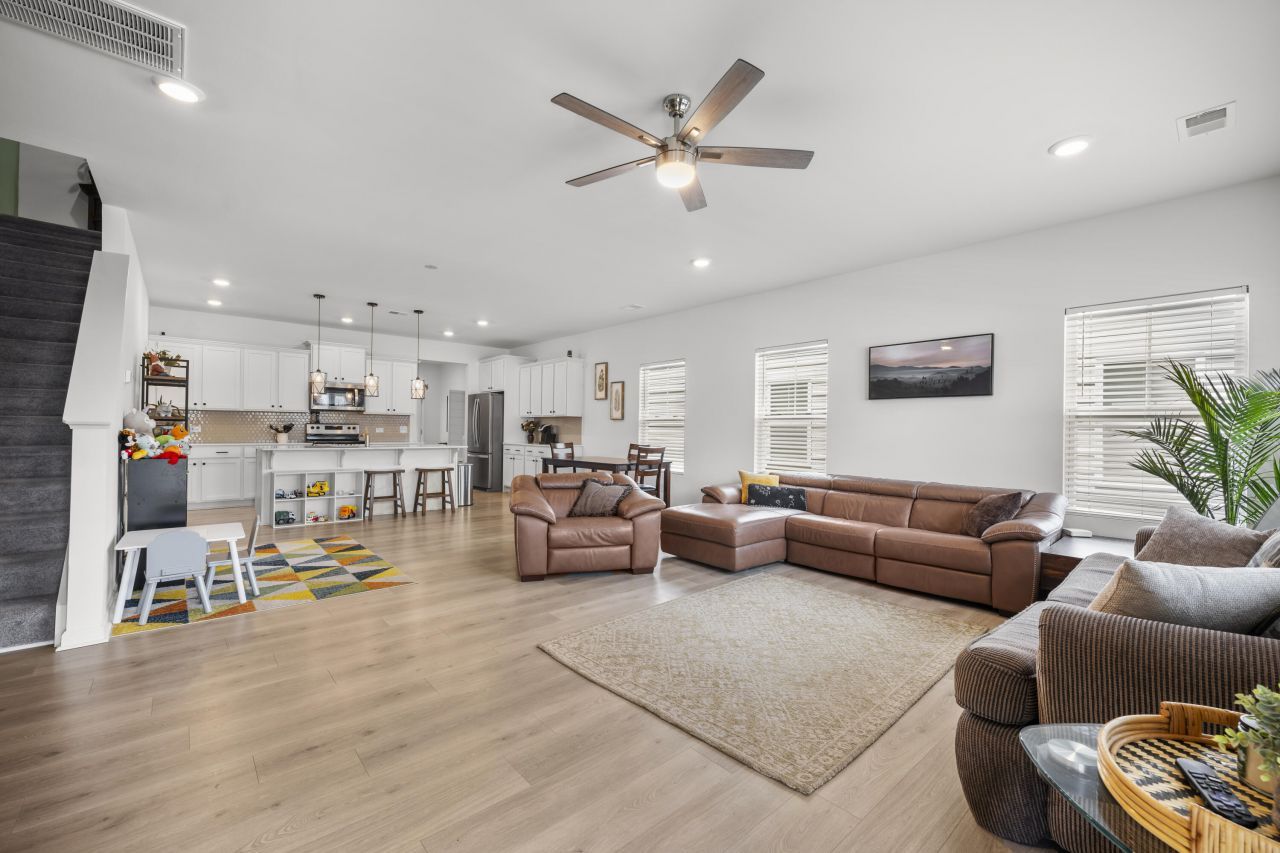 326 Surfbird Road Photo 8