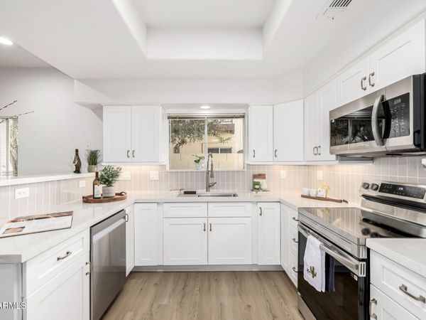 8829 S 51ST Street, Unit 3, Phoenix, AZ 85044