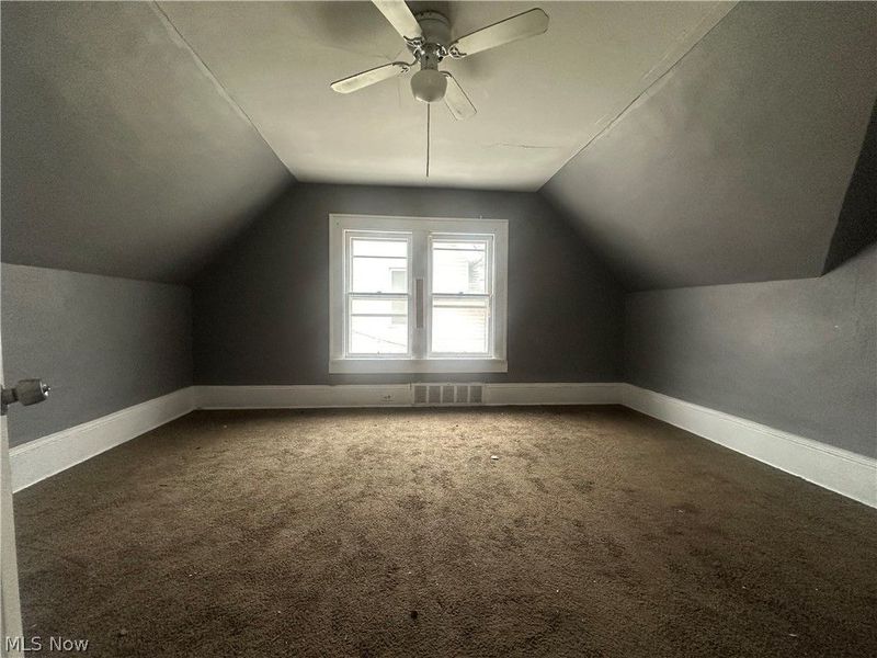 6404 Carl Avenue, Cleveland, OH 44103 Photo 20