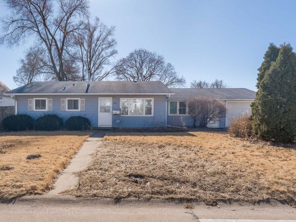 524 22nd Avenue, Rock Island, IL 61201