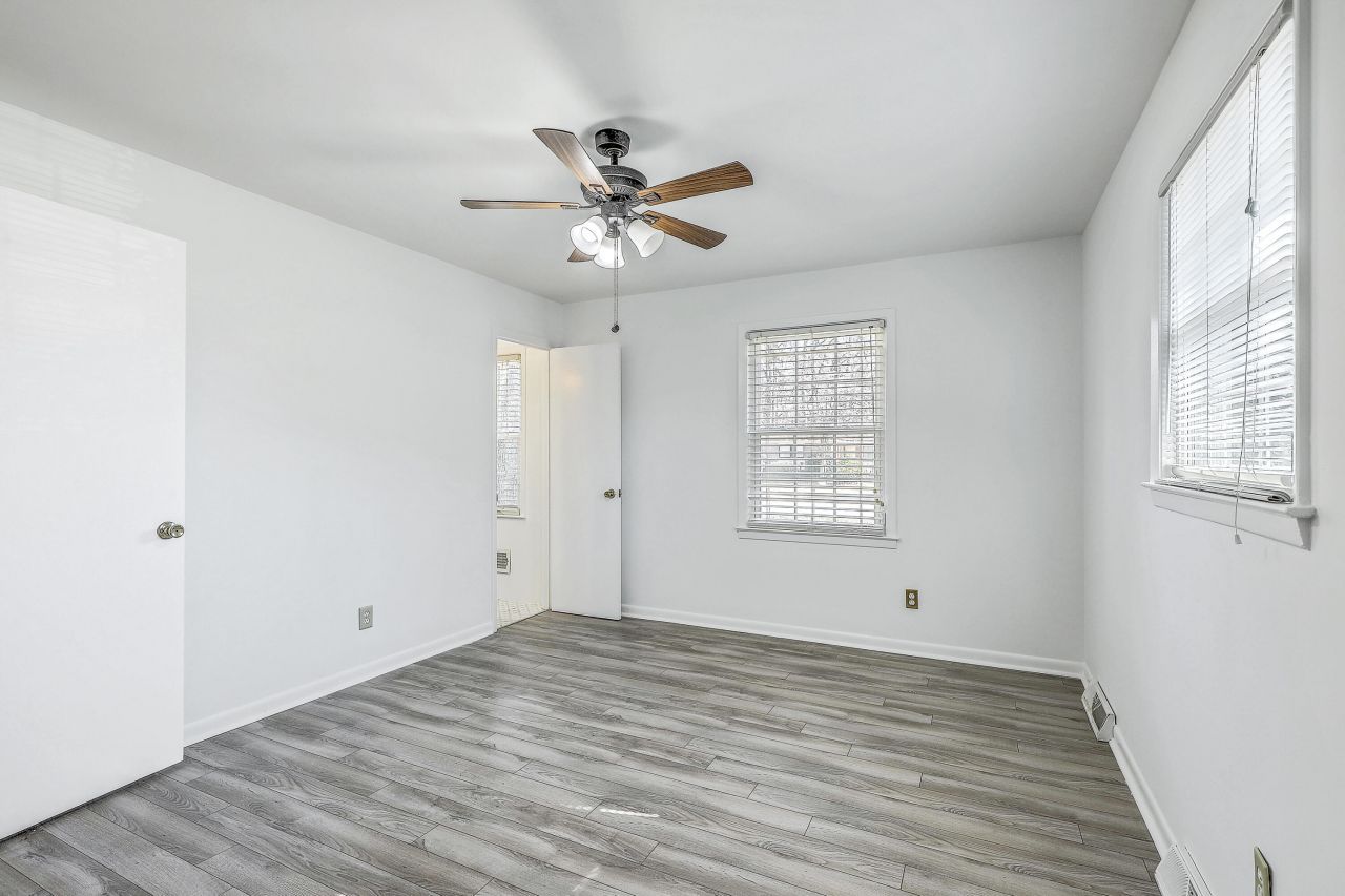 116 Arbor Road Photo 12