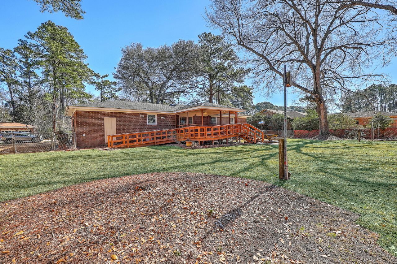 116 Arbor Road Photo 16