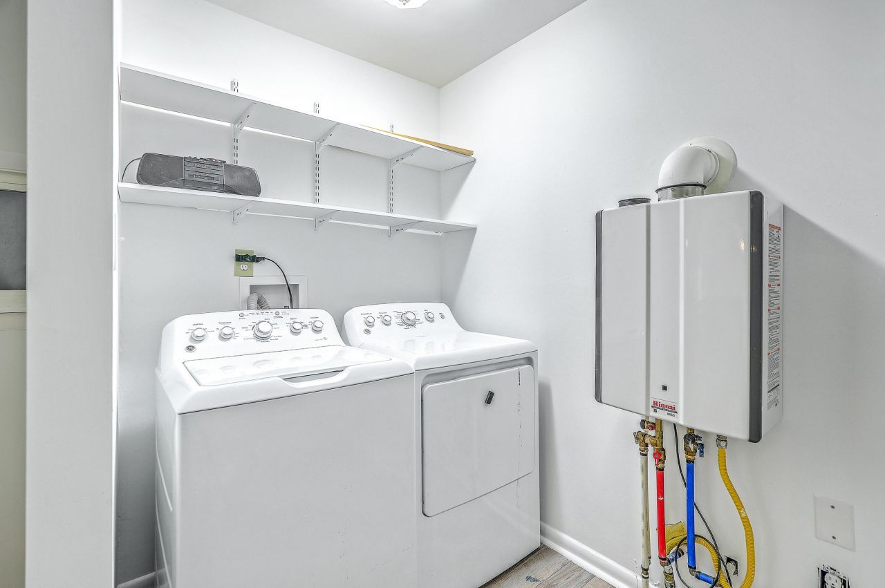 116 Arbor Road Photo 8