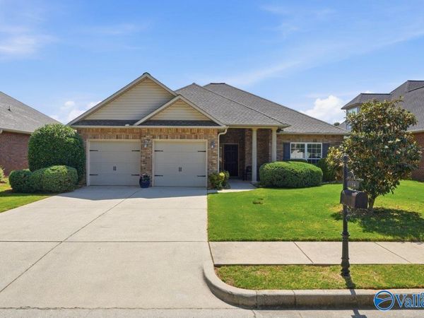 104 Somerset Park Drive, Huntsville, AL 35811