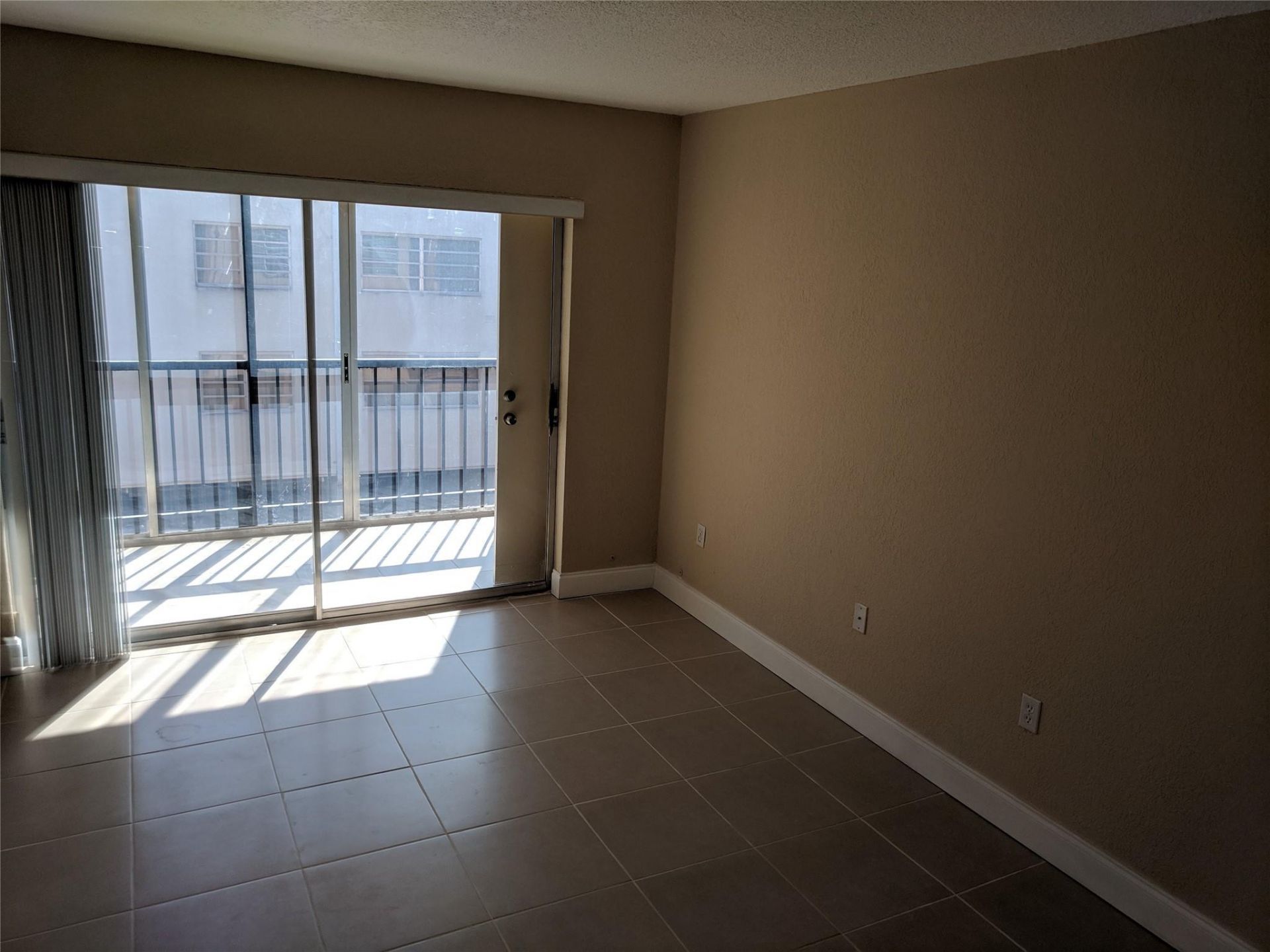 1250 NE 125th Street, Unit 312-C, North Miami, FL 33161 Photo