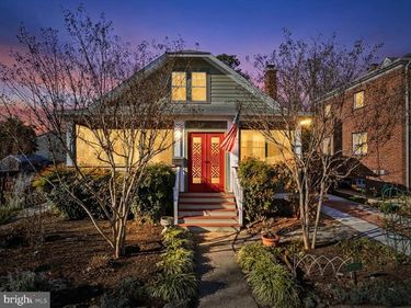 2406 LESLIE AVENUE, ALEXANDRIA, VA 22301