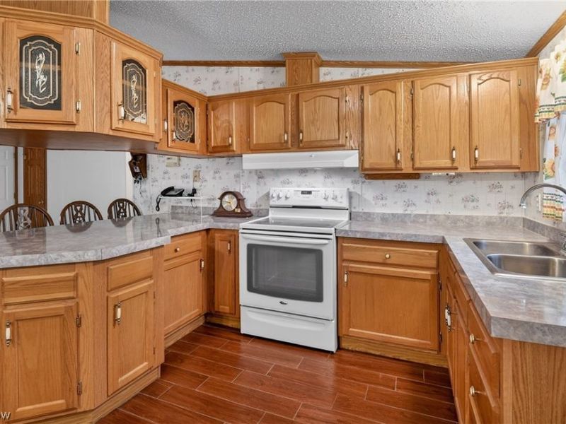 12948 S State Line Road, Petersburg, OH 44454 Photo 8