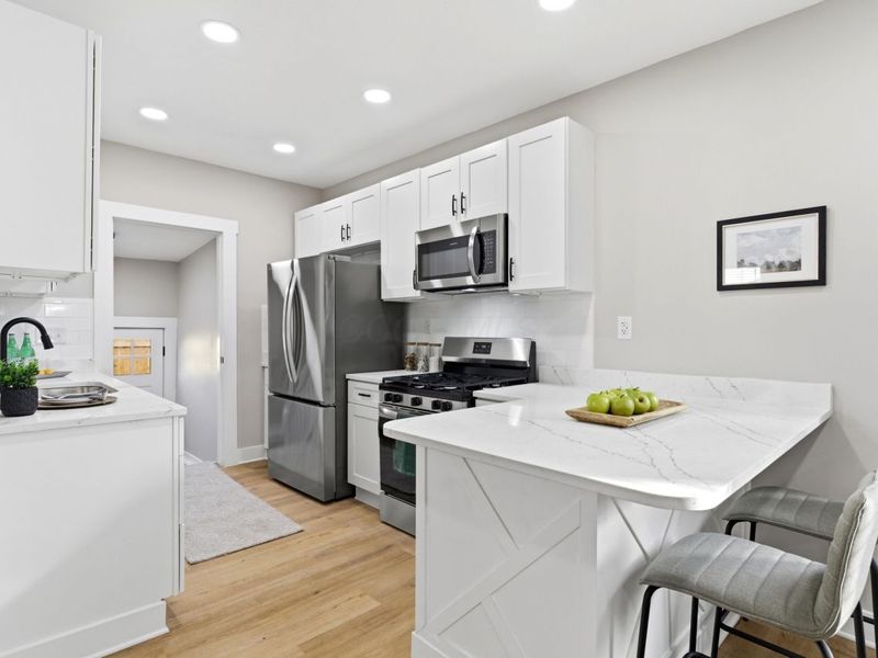 1376 N 6th Street, Columbus, OH 43201 Photo 12