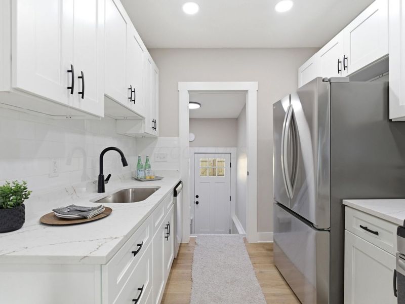 1376 N 6th Street, Columbus, OH 43201 Photo 13