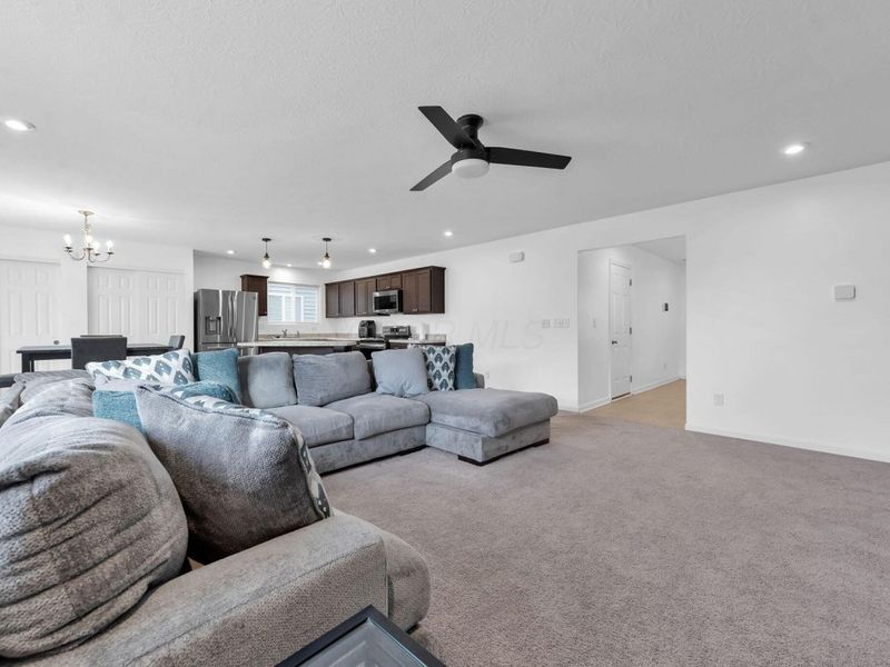 3733 Sugarbark Drive, Canal Winchester, OH 43110 Photo 11